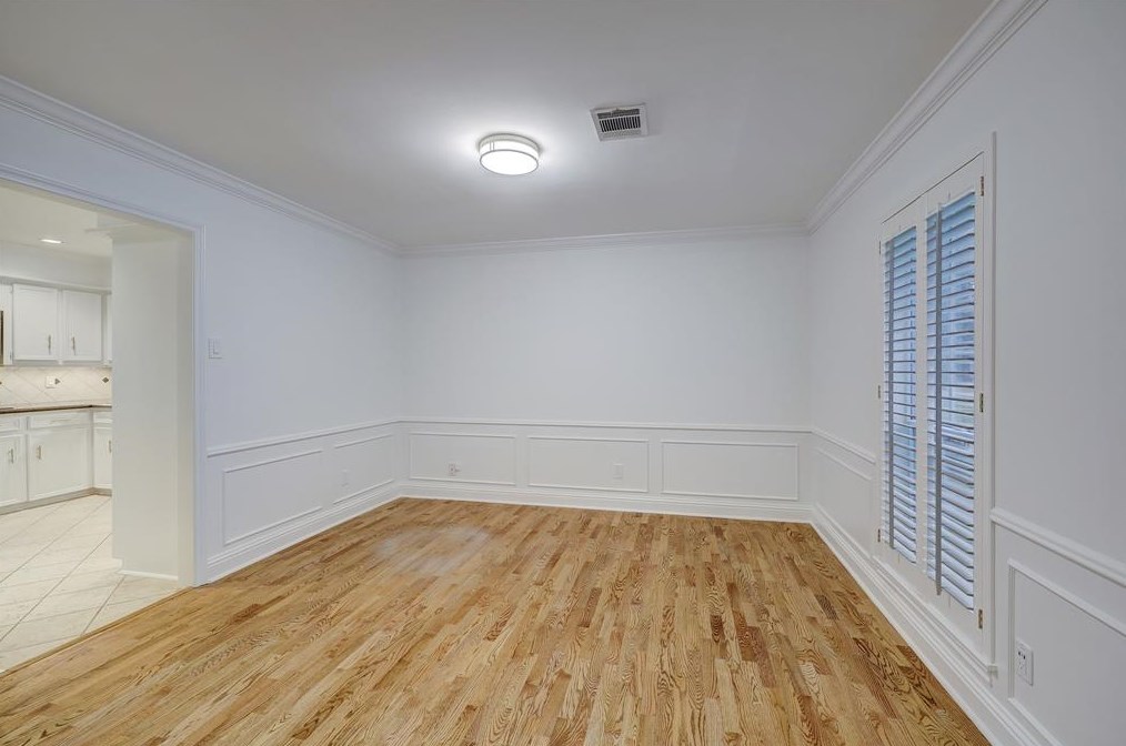 807 Patchester Dr, Houston TX  77079-5912 exterior