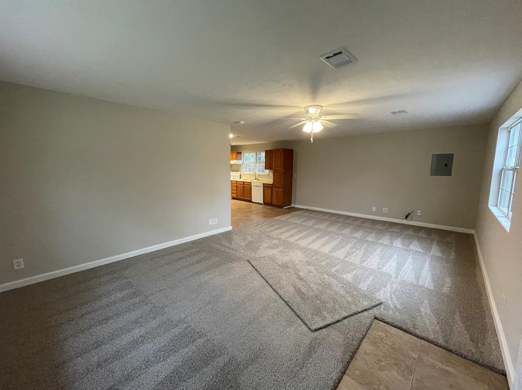 502 Moore St, Tomball TX  77375-4868 exterior