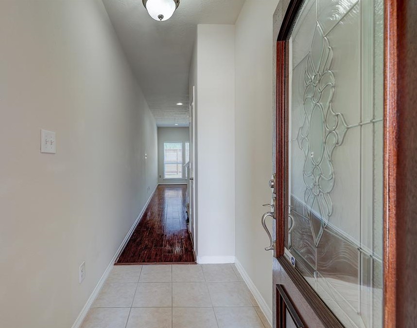 10910 Chazenwood Dr, Houston, TX 77064-4639