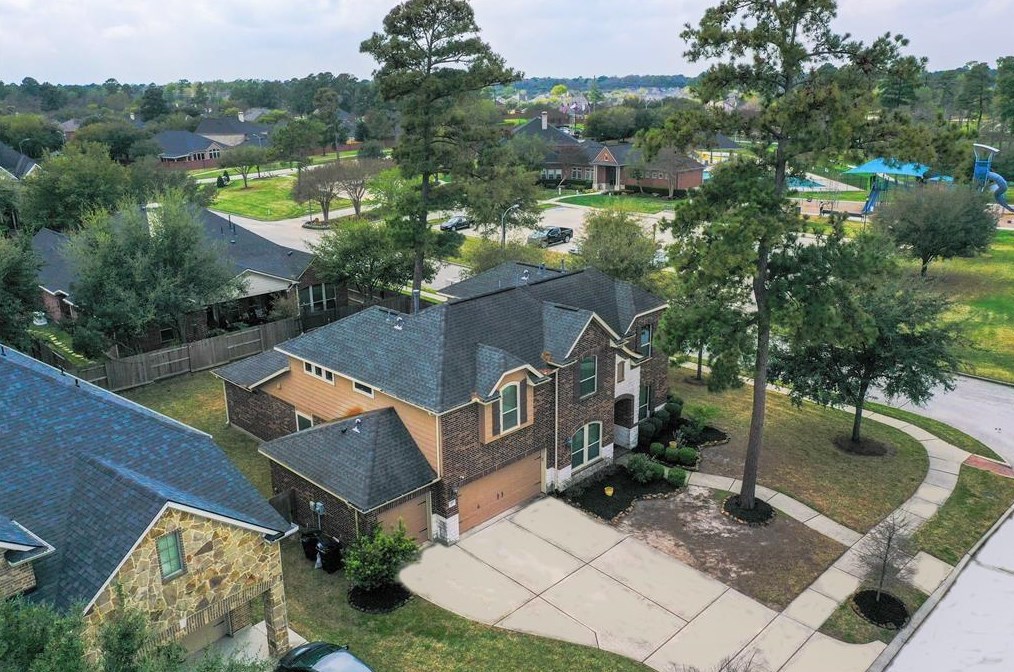 13402 Explorer Dr, Houston, TX 77044-1089