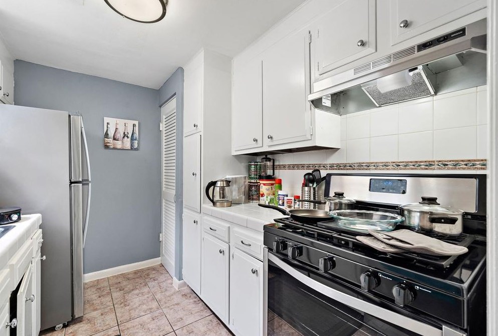 2402 Yoakum Blvd #1, Houston, TX 77006