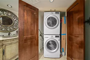 3525 Sage Rd, Houston, TX 77056 - Photo 12