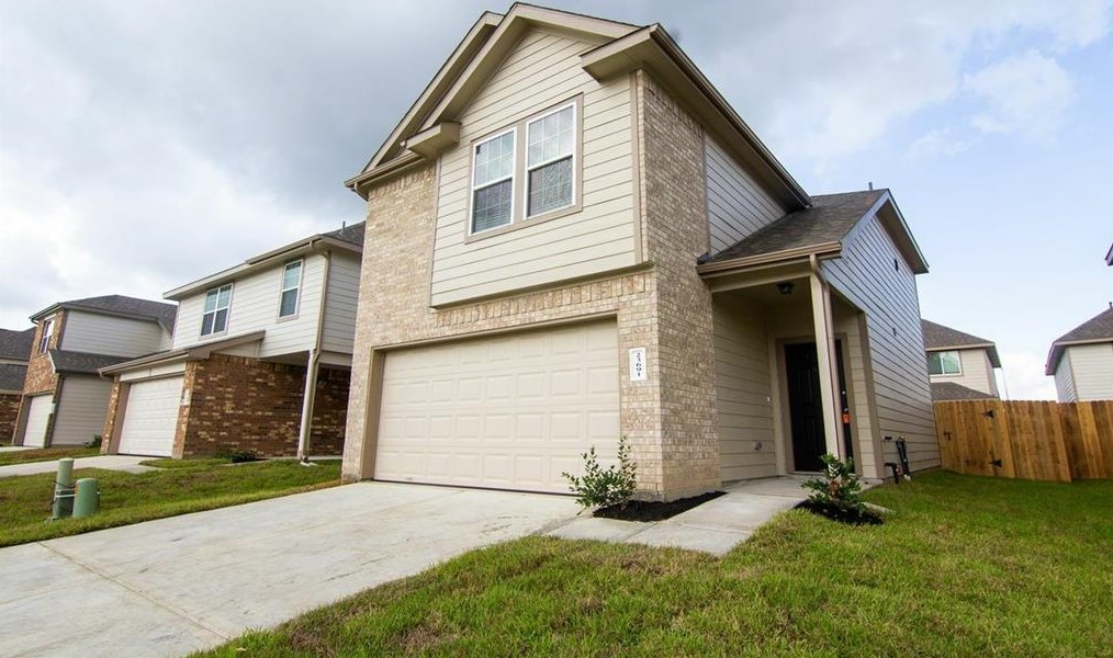 23691 Goodfellow Dr, Spring, TX 77373