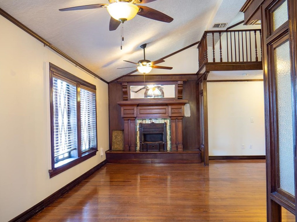 3718 Yupon St, Houston, TX 77006