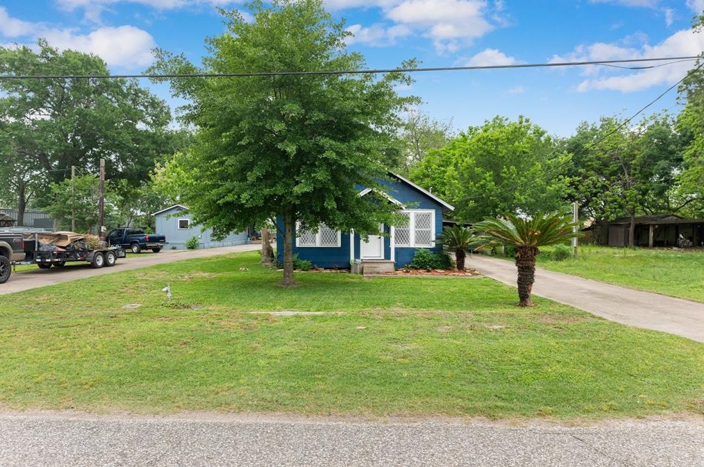 4810 Holly Ave, Pasadena, TX 77503-3804