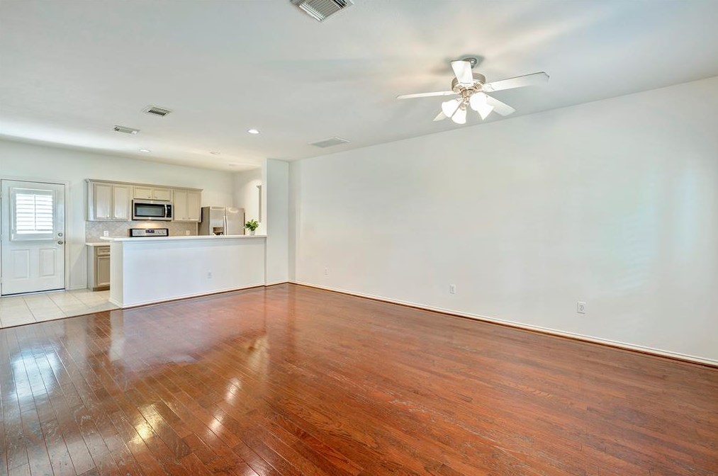 806 Hts Holw Ln, Houston TX  77007-7069 exterior