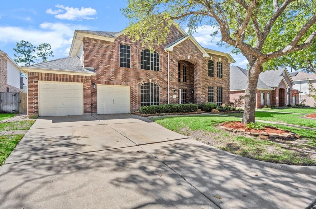 17807 High Creek Dr, Spring, TX 77379-3601