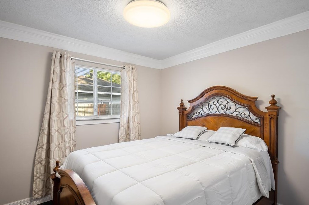 3806 Fern St, Pasadena TX 77503-1516 exterior