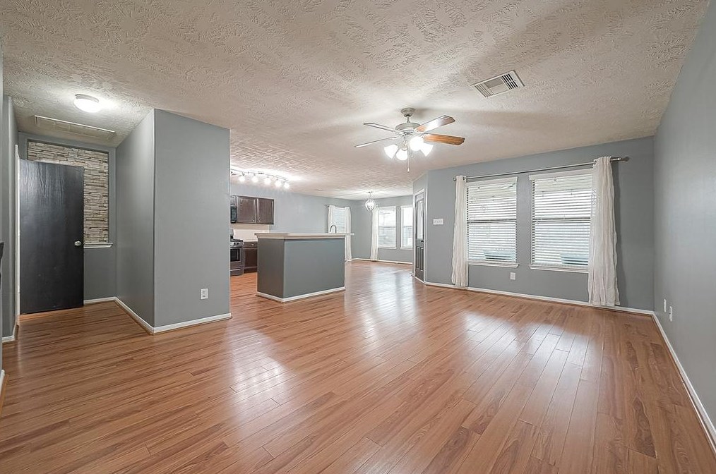 9410 Sunflower Ridge Ln, Houston, TX 77064-4621
