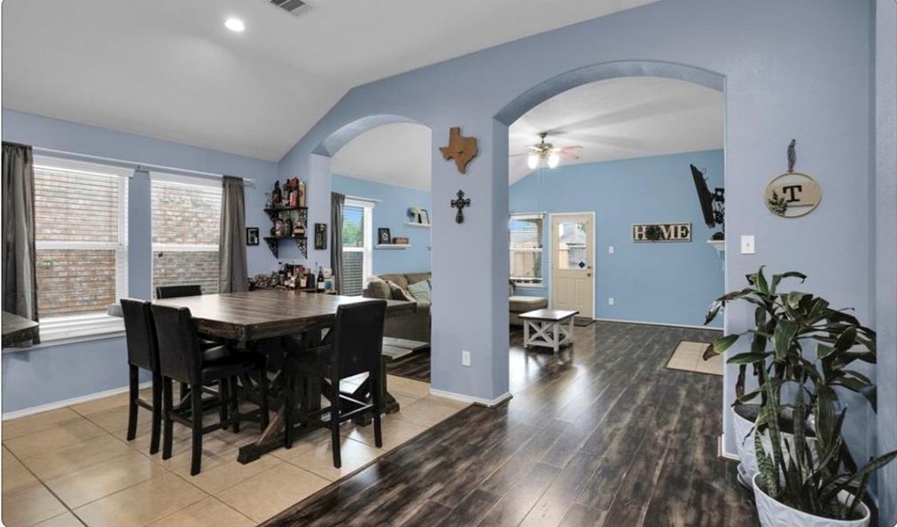 5015 Bridgecrossing Ct, Spring TX  77379-5145 exterior