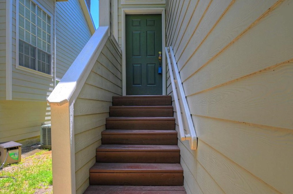 67 Walden Elms Cir, Spring TX  77382-4201 exterior