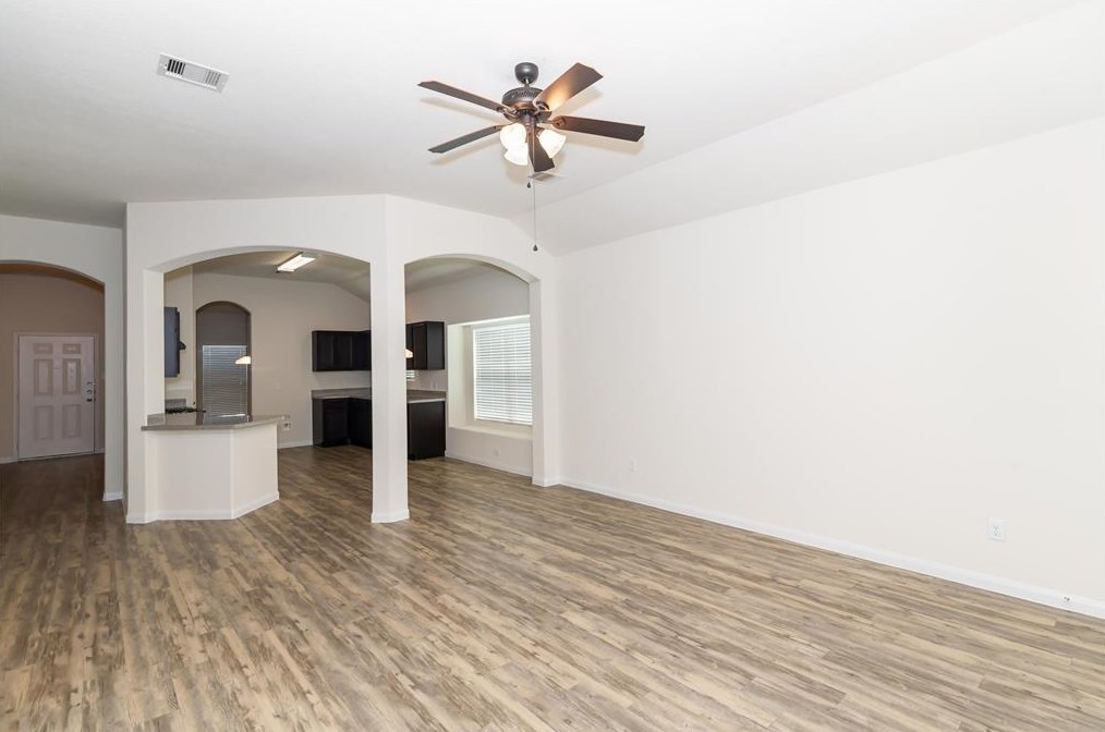 5 Lavida Ct, Manvel TX  77578-2002 exterior