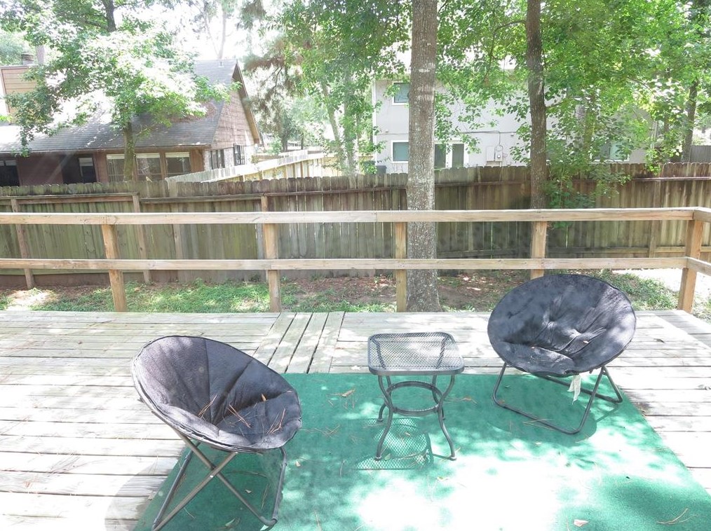 27 Greenbud Ct, Spring TX  77380-2814 exterior