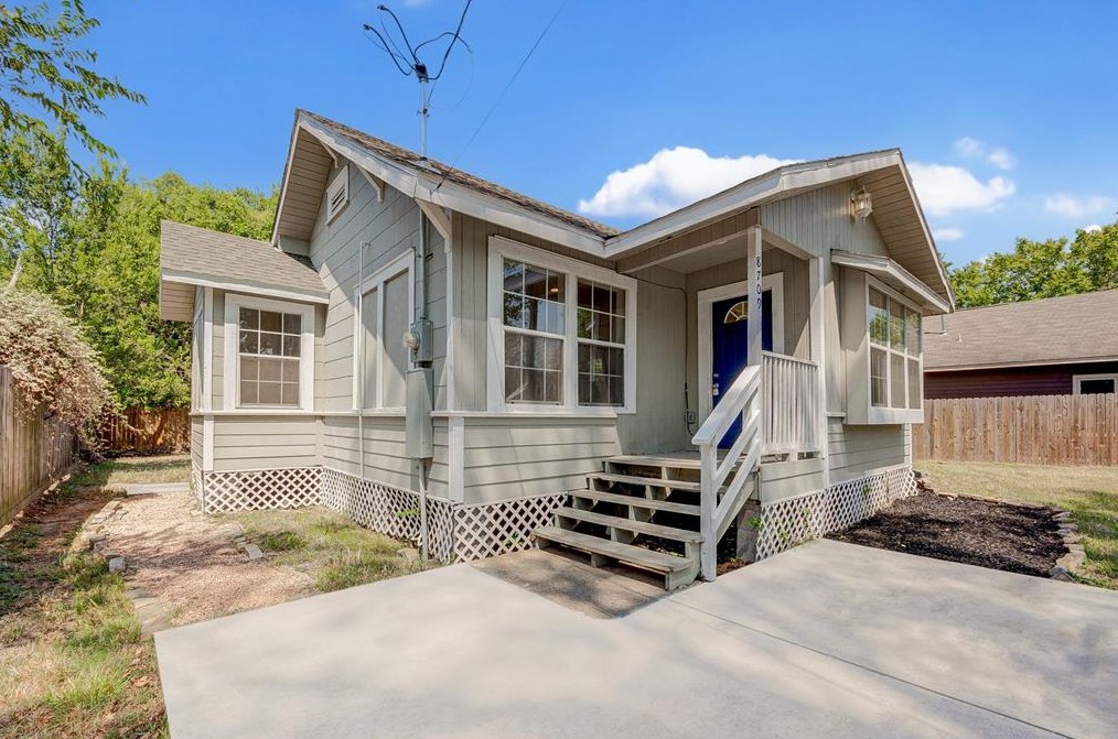 8709 Knox St #a, Houston, TX 77088