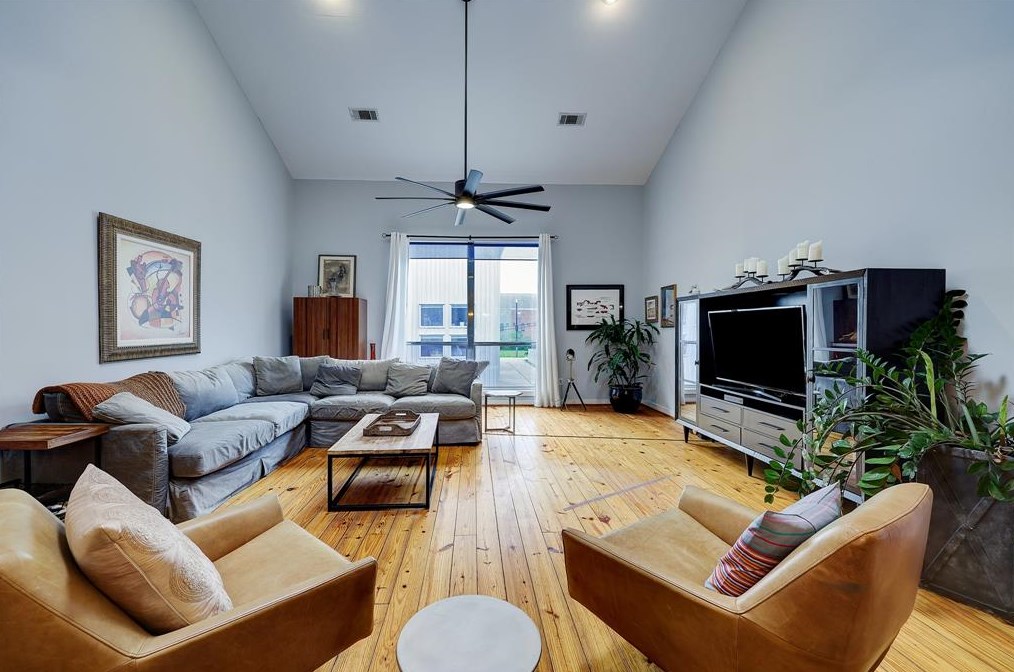 6133 Gehring St, Houston, TX 77021
