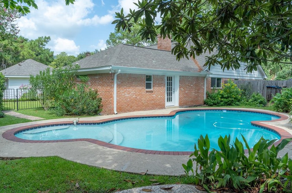 14903 La Costa Ln, Houston, TX 77079