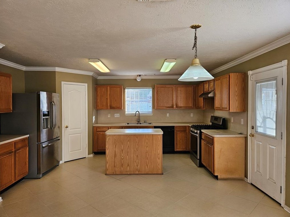 2522 Tomsbrook Dr, Houston TX  77067-1286 exterior