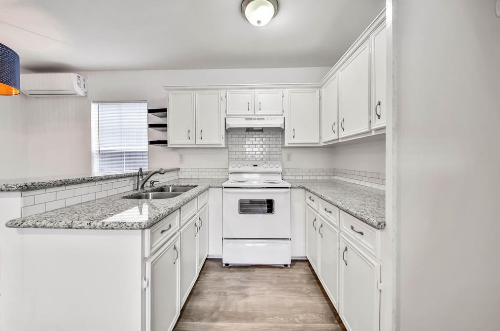 1710 Shelby St, Houston, TX 77009
