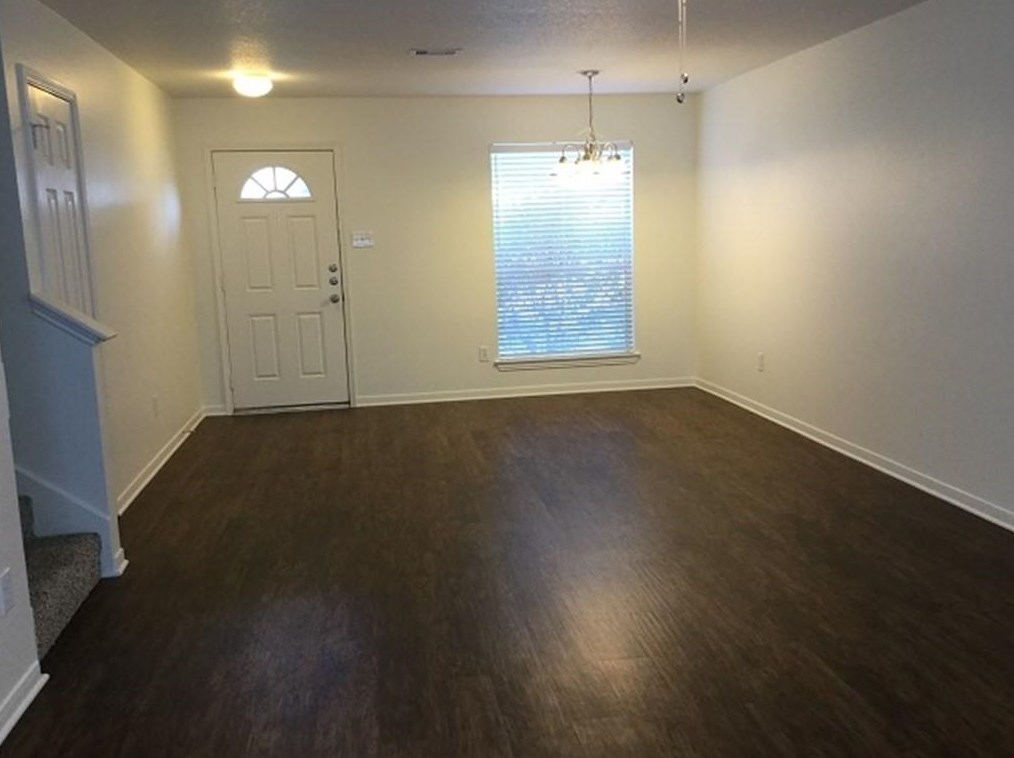 16968 Wren Hill St, Conroe, TX 77385