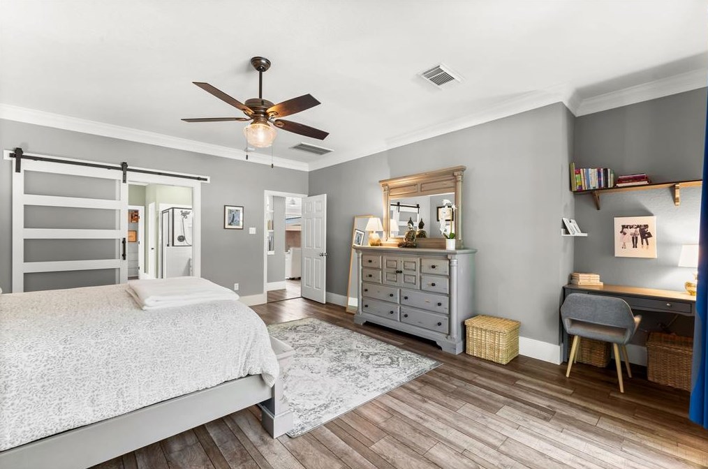 7 Broadweather Pl, Spring TX 77382-5004 exterior