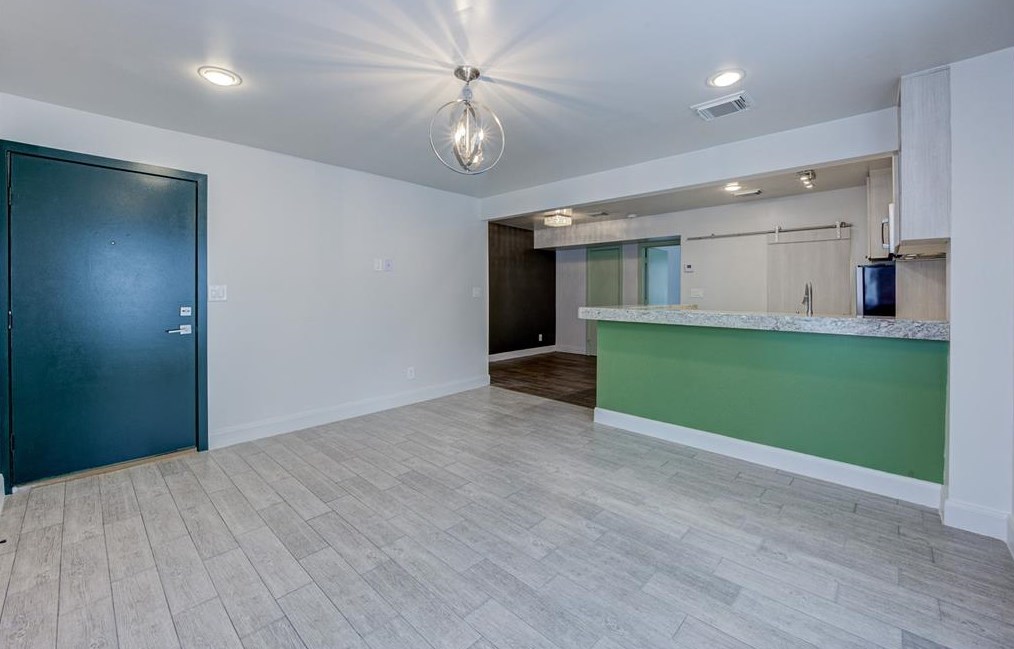 1716 Maryland St #a, Houston, TX 77006