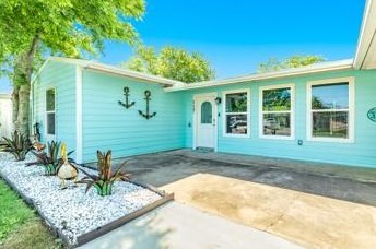 117 Tarpon Ave, Galveston, TX 77550