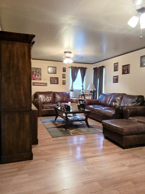 910 Atlantic Ave, Iago, TX 77420