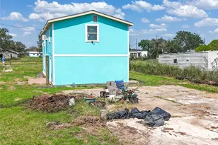 381 Center St, Matagorda, TX 77457 - Photo 6