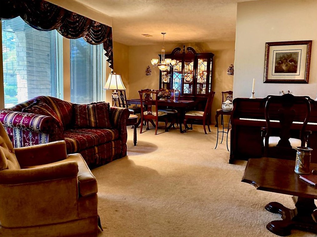 15007 Flowerwood Dr, Houston, TX 77062-2817
