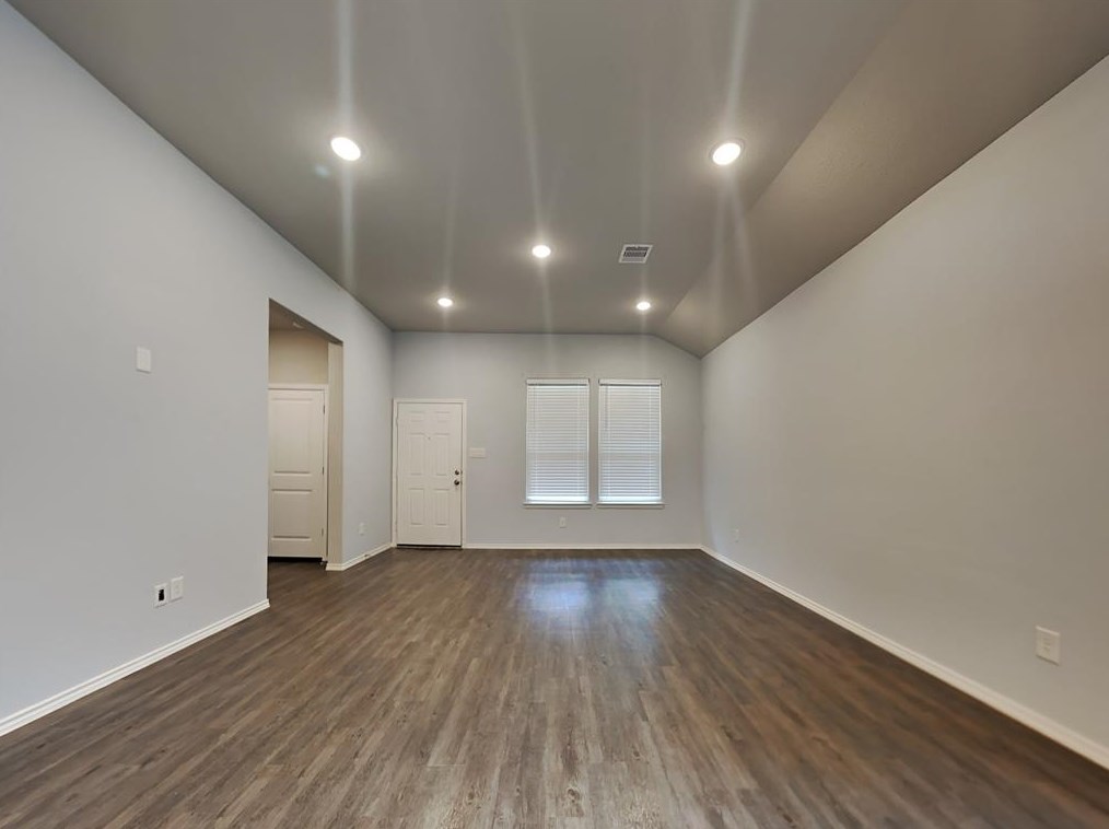 10734 Royal York Dr, Conroe, TX 77303