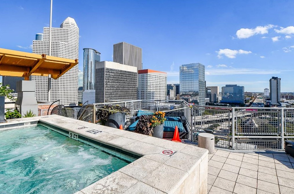 2000 Bagby St Apt 5441, Houston, TX 77002