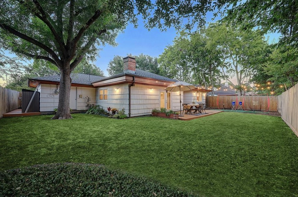 3019 Winslow St, Houston TX  77025-2638 exterior