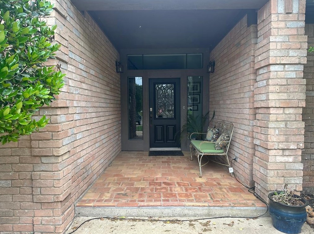 136 Strawberry Dr, Richwood, TX 77566-4906