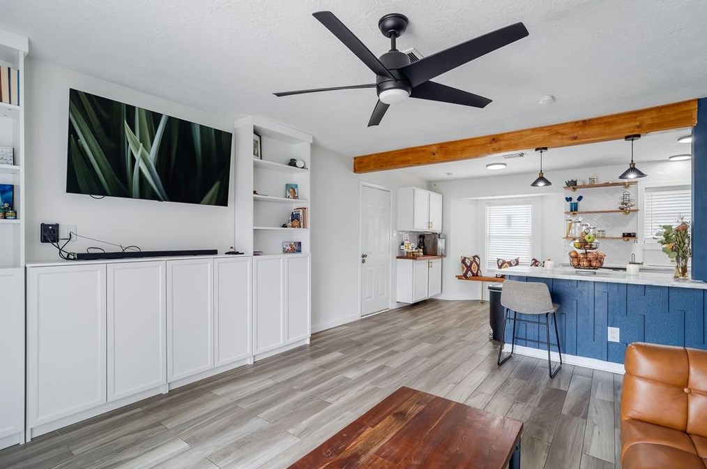 323 Everton St, Houston TX  77003-1808 exterior