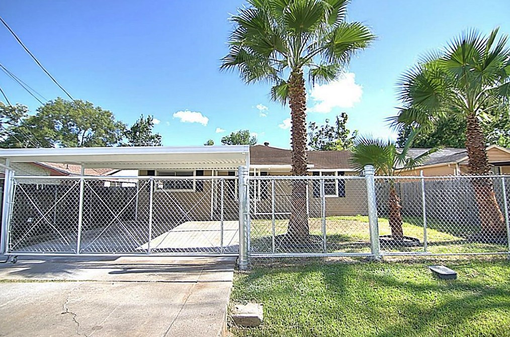 14114 Corpus Christi St, Houston, TX 77015-4018