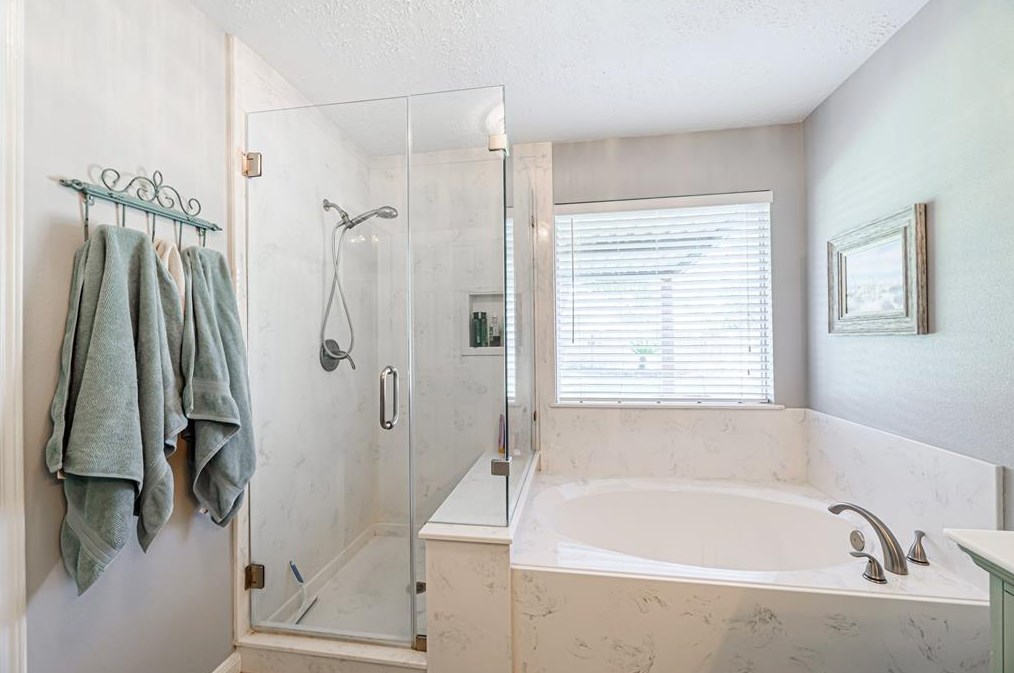 3427 Meadowlark Ln, Spring TX 77388-9330 exterior