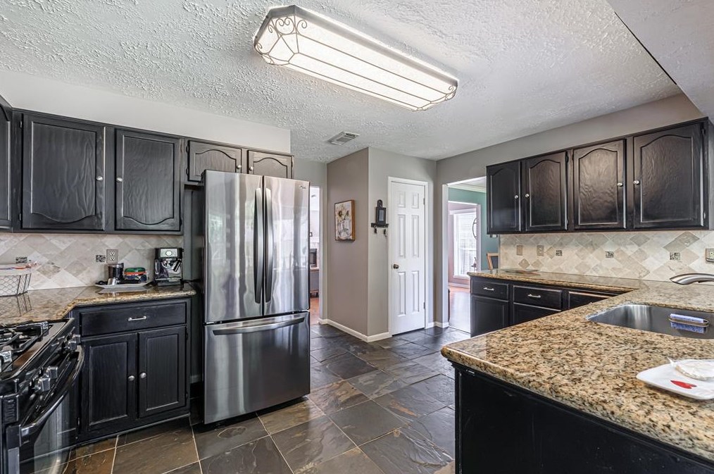 3427 Meadowlark Ln, Spring TX 77388-9330 exterior