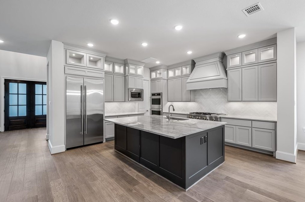 12503 Vindon Dr, Houston TX  77024-4000 exterior
