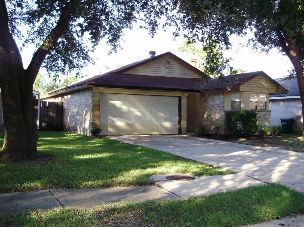 3814 Ebury Dr, Houston, TX 77066