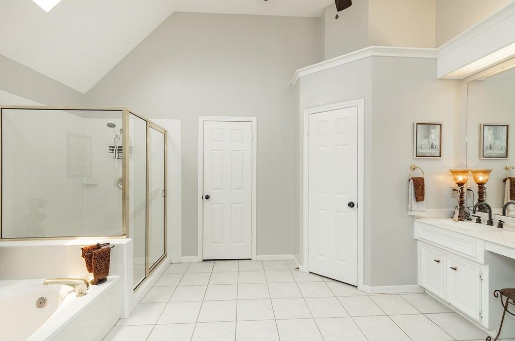 7407 Starbridge Dr, Houston TX  77095-2671 exterior