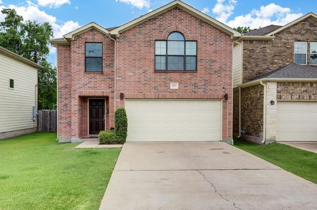 827 36th St, Houston, TX 77022-5013