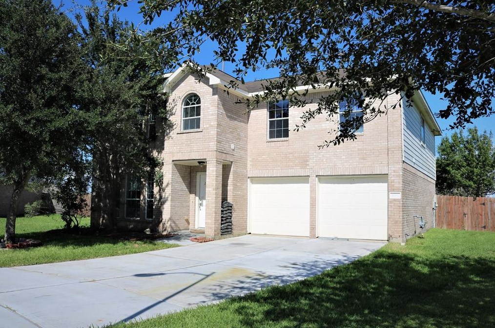 2707 Long Grove Ln, Richmond, TX 77469
