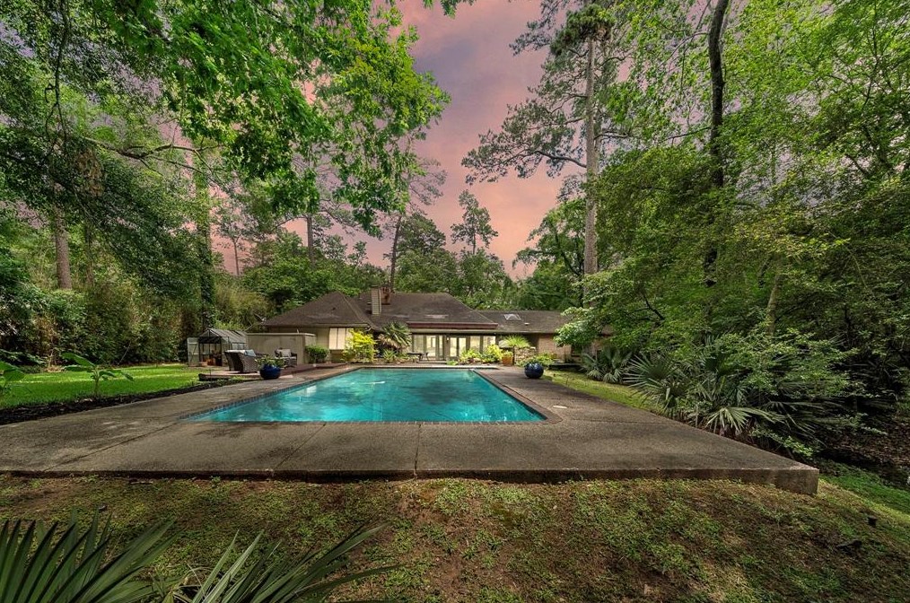 2410 Kings Forest Dr, Humble, TX 77339-2443