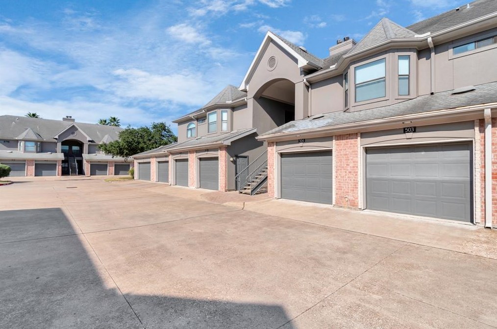 1600 Eldridge Pkwy #2203, Houston, TX 77077