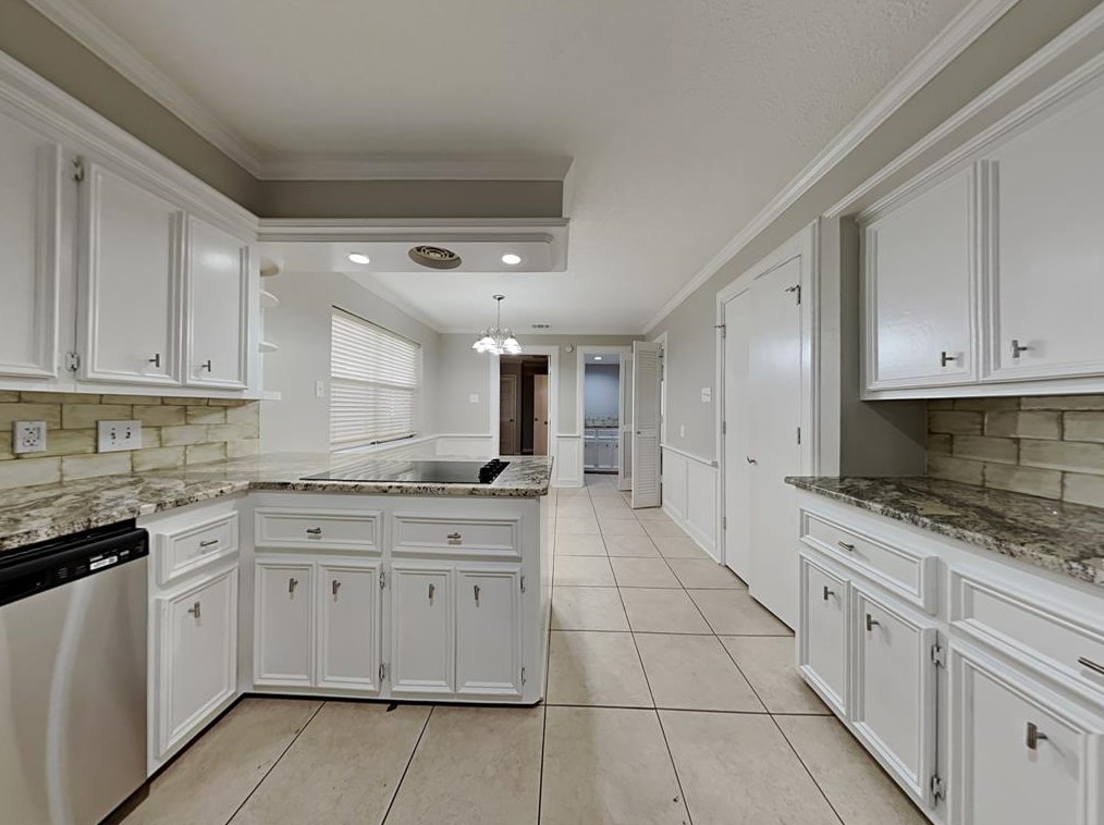 5510 Lacreek Ln, Spring TX  77379-7916 exterior