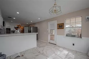 811 Loire Ln, Houston, TX 77090 - Photo 14