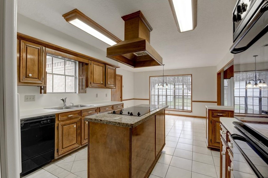 18014 Hollywell Dr, Houston, TX 77084-3368