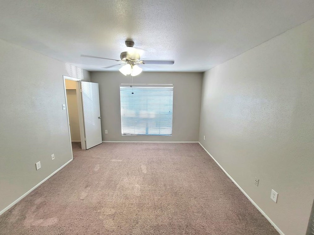 401 Mcdermott St #1508, Deer Park, TX 77536