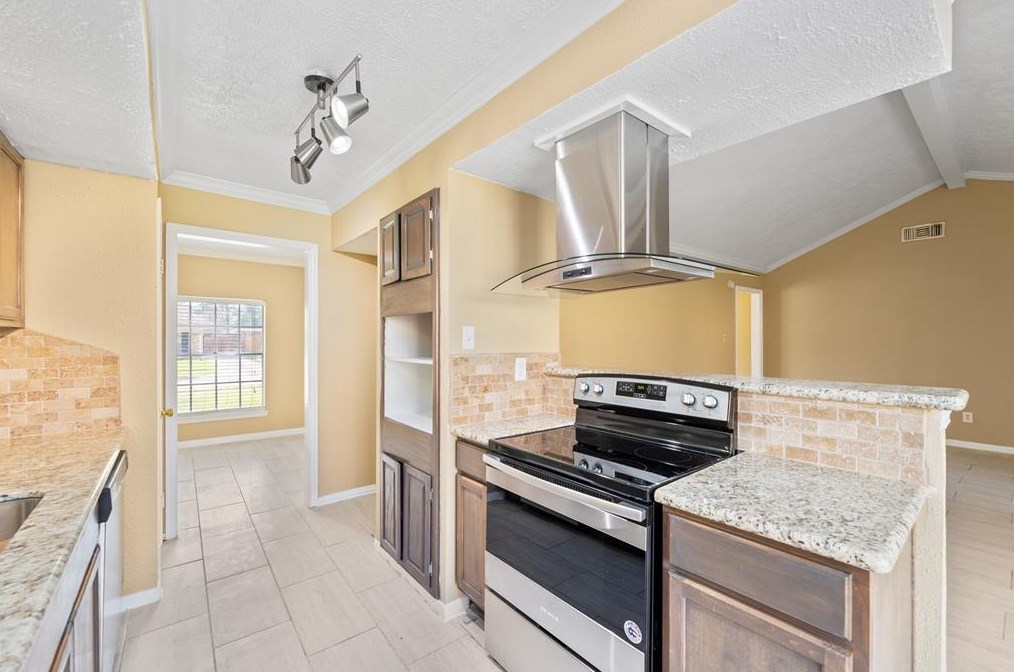 11211 Sagewood Dr, Houston TX  77089-4750 exterior