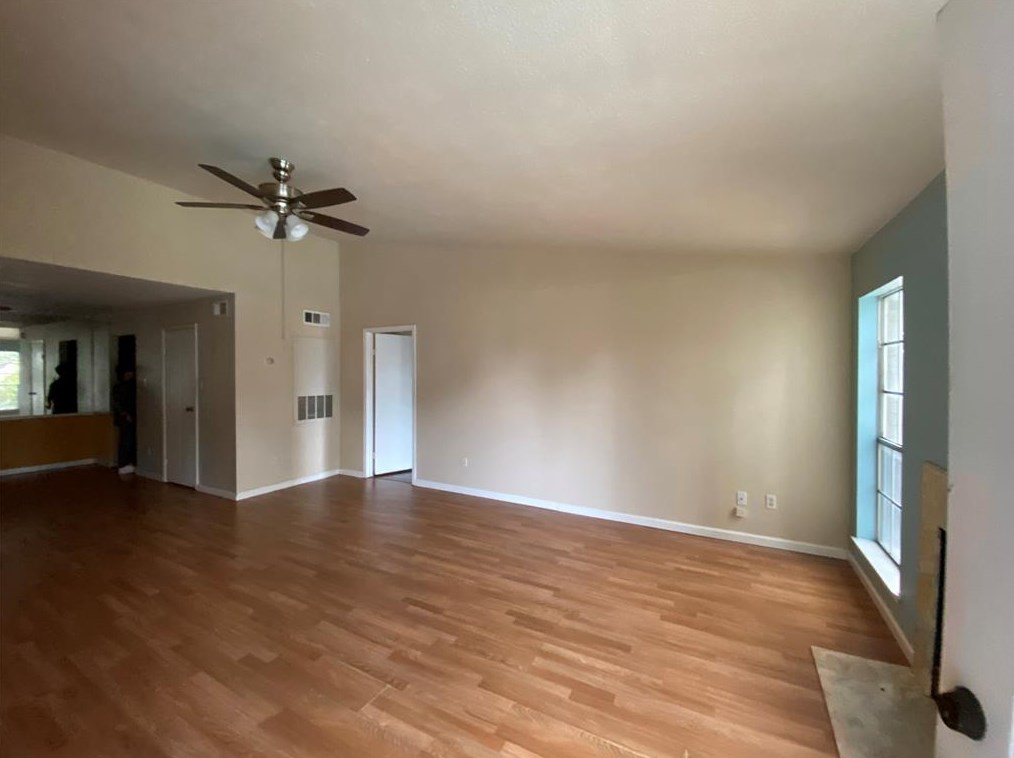 7400 Bellerive Dr #1202, Houston, TX 77036
